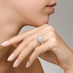 Anello Nudo Petit*Pomellato Store
