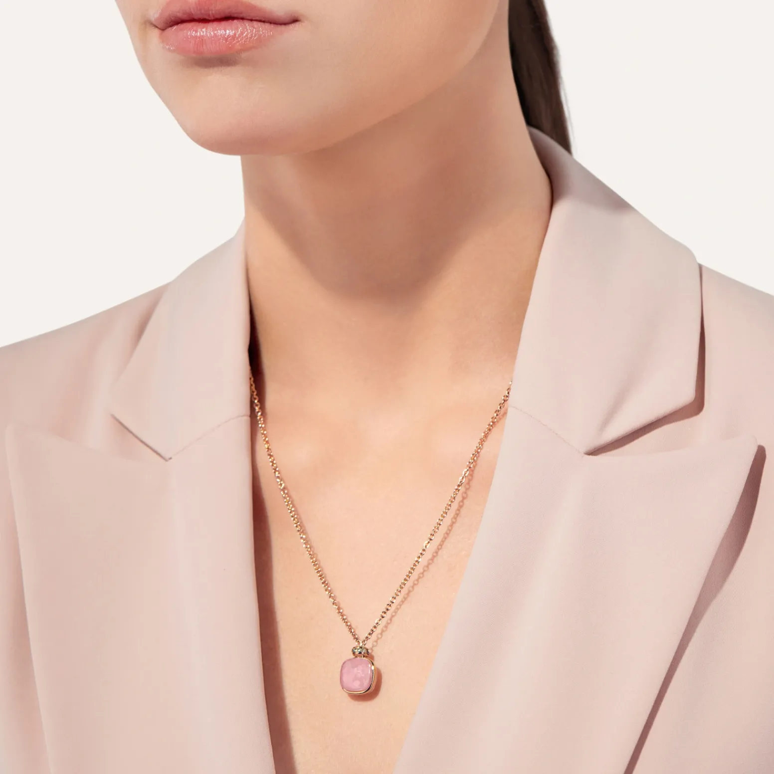 Collana con pendente Nudo Classic*Pomellato Outlet